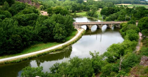Chemin de halage au Boël